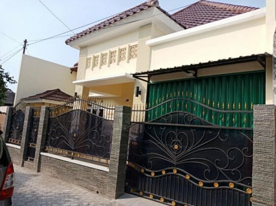 Radikha Homestay Jogja - Photo3