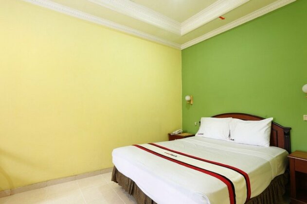 RedDoorz near Ambarukmo Plaza 3 - Photo2