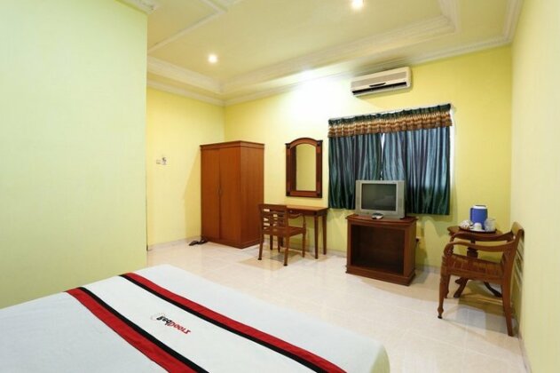 RedDoorz near Ambarukmo Plaza 3 - Photo4