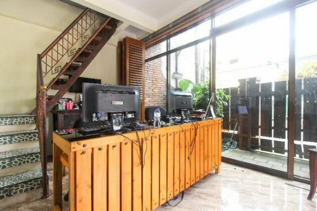 RedDoorz near AMIKOM Yogyakarta 2 - Photo3