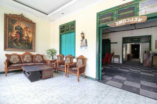 RedDoorz near Plengkung Gading - Photo3