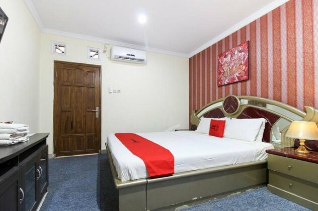 RedDoorz near Plengkung Gading - Photo4