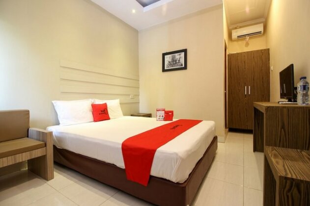 RedDoorz Plus @ Jalan Damai 2 - Photo4