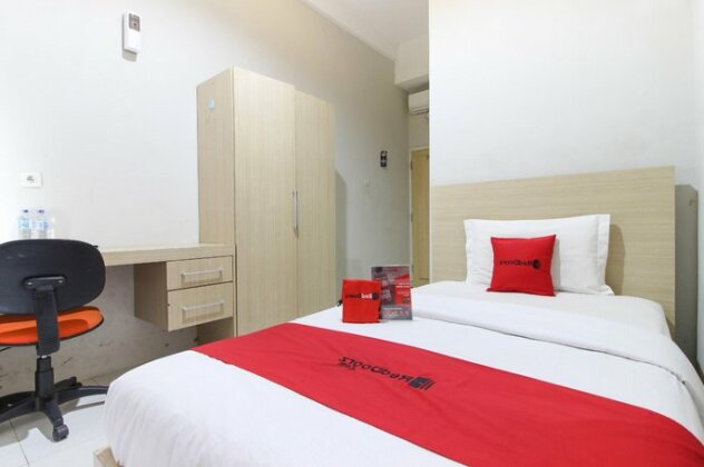 RedDoorz Plus near UPN Jogjakarta 2 - Photo3