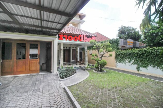 RedDoorz plus @ Tegal Panggung - Photo3