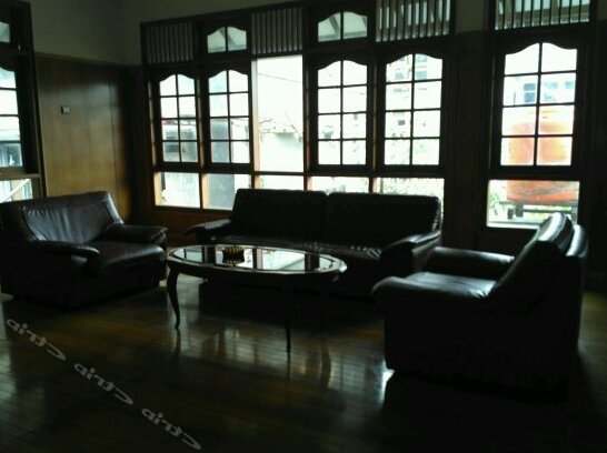 Rumah Utama Guest House - Photo4