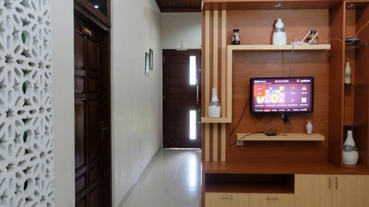 Simply Homy Guest House UTY - Photo3