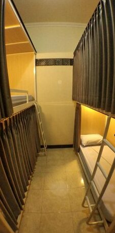 Sleepy Happy Hostel - Photo4