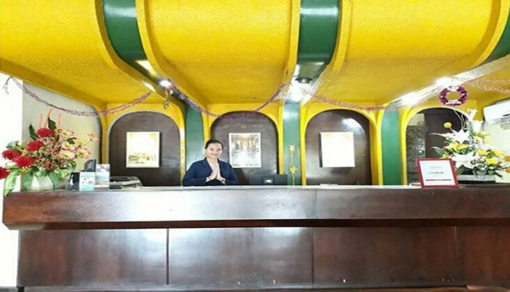 Sriwedari Hotel - Photo4