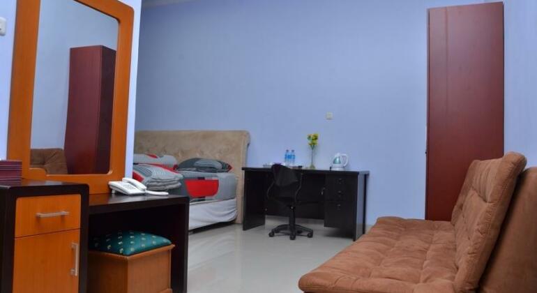 Surya Darma Homestay - Photo4