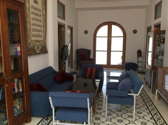 TILEM - Halal Guesthouse - Photo2