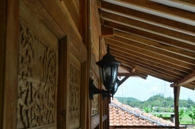 Villa Kayu Yogayakarta - Photo5