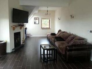 Erne Manor Holiday Home Rental - Photo3