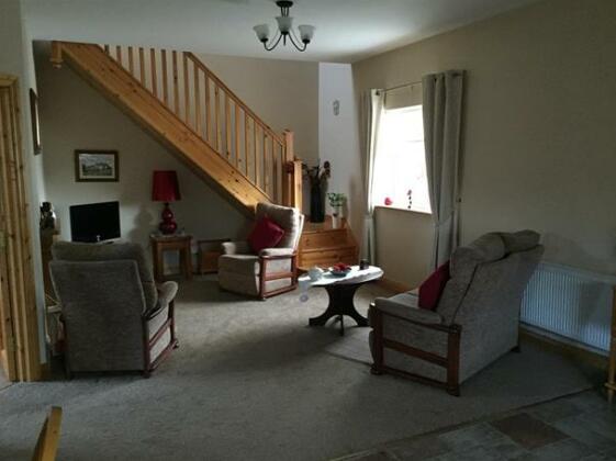 Ferry View Cottage - Photo3