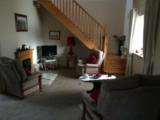 Ferry View Cottage - Photo4