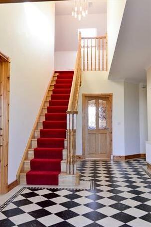 McGuire's Home - Photo2