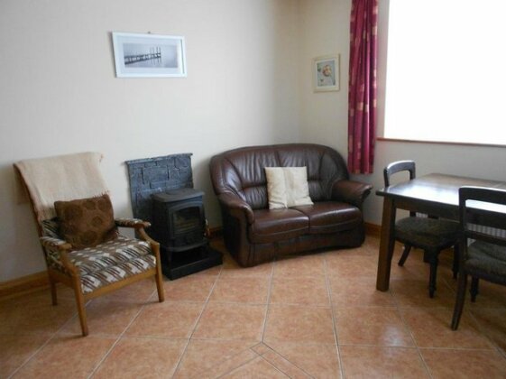 Castleview Holiday Home - Photo4