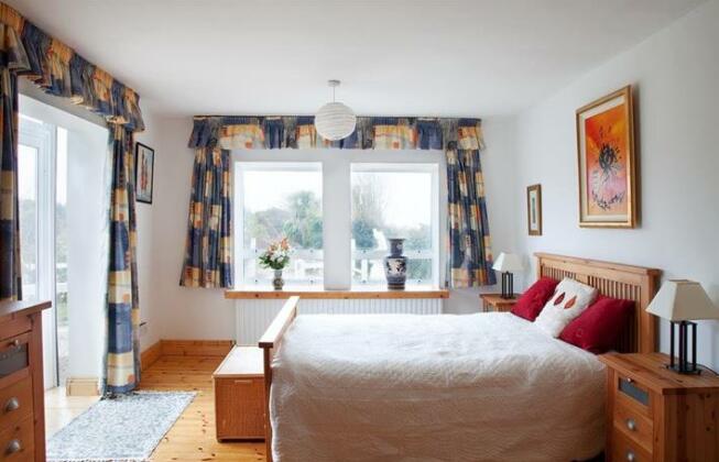 Serenity House Broadway - Photo3