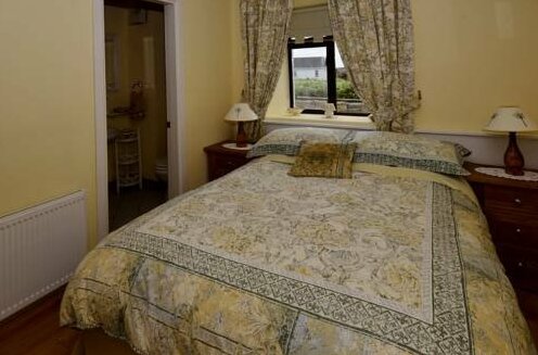 Cottage 181 Cleggan - Photo2