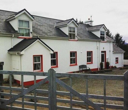The Old School House Clifden - Photo3
