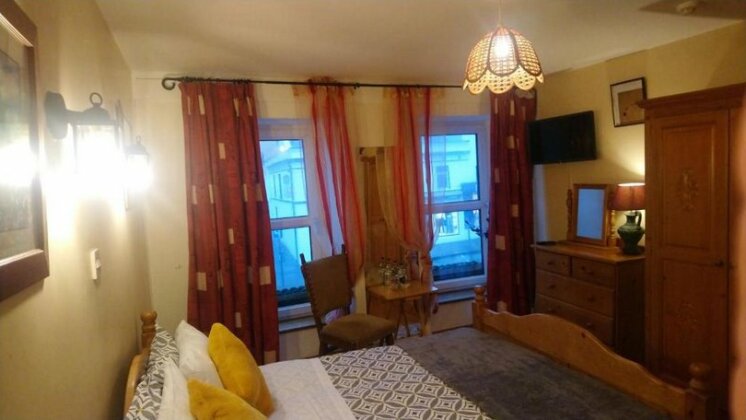 Vaughans Pub/Accommodation - Photo2
