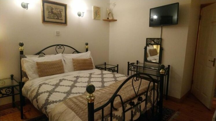 Vaughans Pub/Accommodation - Photo3