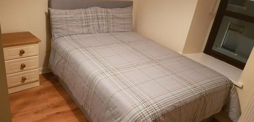 3 Bedroom Newly Furnished Cork City
