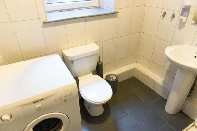 Cork City Centre Self Catering Apartments - Photo4