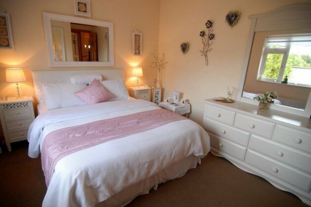 Woodleigh Lodge - Photo2