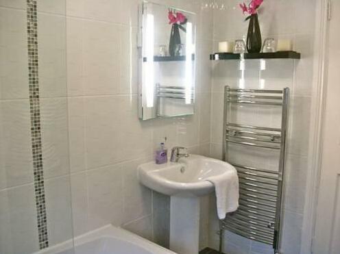 Robin Hill Bed and Breakfast - Photo3