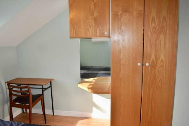 1 Bedroom Home In Dublin With Parking - Photo3