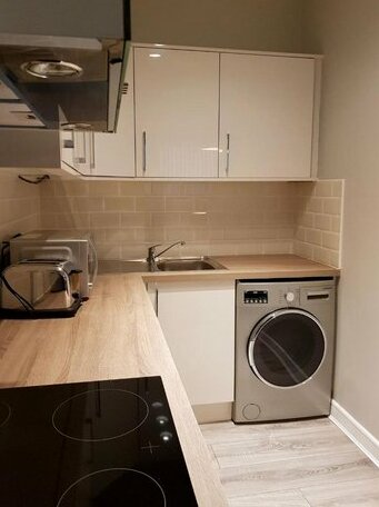 2 Bed Apartment Near The 3 Arena Sleeps 4 - Photo4