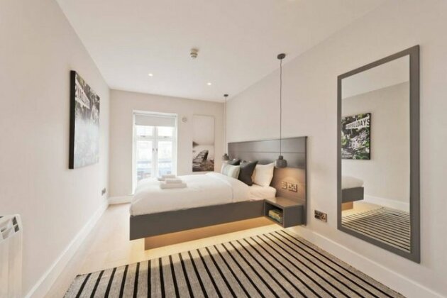 2 Bedroom Apartment In City Centre Dublin - Photo2