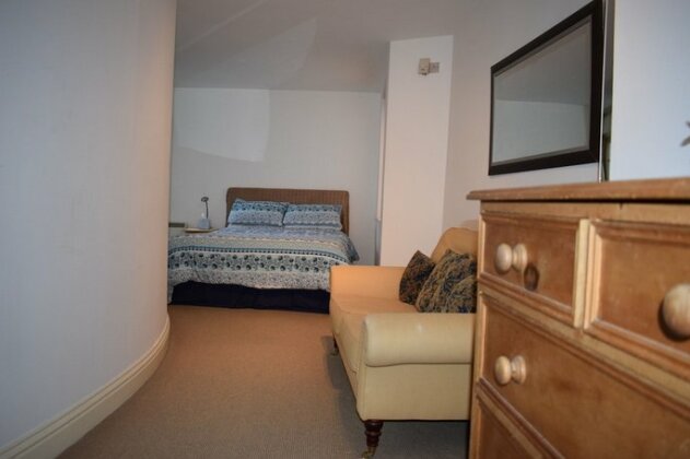 2 Bedroom With 2 Balconies In Dublin - Photo4