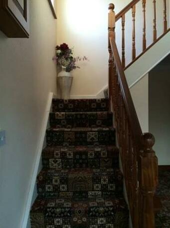 Annally Bed and Breakfast - Photo2