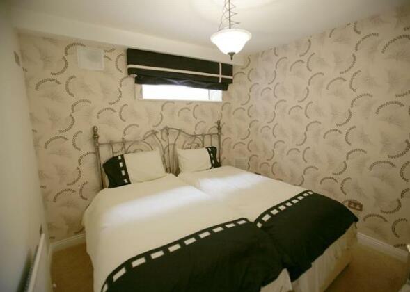 Ashmount Court Self-Catering - Photo4