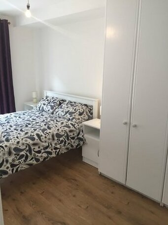 Docklands Self Catering Apartment - Photo2