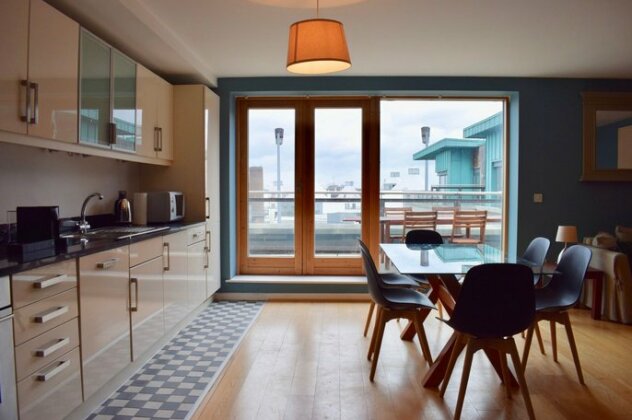 Dublin Penthouse Apartment - Photo2
