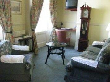 Gate Lodge Guesthouse - Photo4