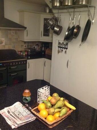 Homestay Friendly Accommodation To Let - Photo3