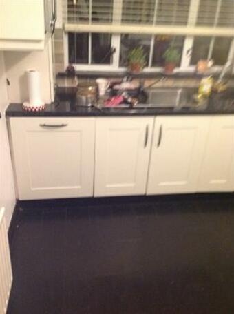 Homestay Friendly Accommodation To Let - Photo5
