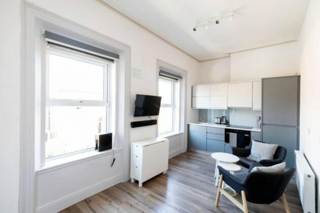 Modern Studio in Rathmines - Photo2