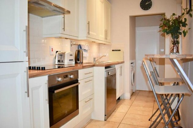 Newly Refurbished 2 Bedroom Terraced House in Dublin - Photo3