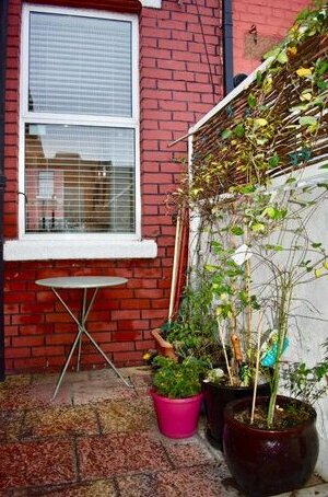 Newly Refurbished 2 Bedroom Terraced House in Dublin