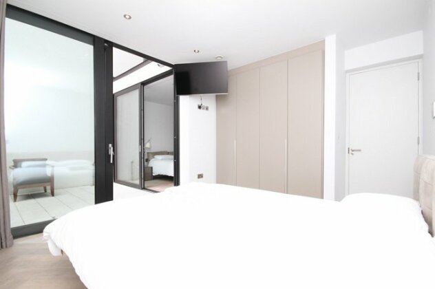 Percy Place Modern House - Photo4
