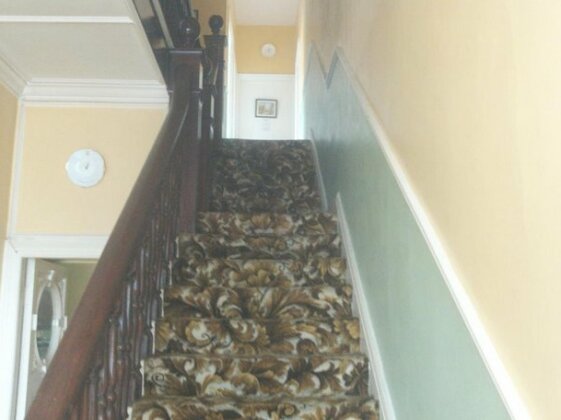Woodley Bed & Breakfast - Photo2