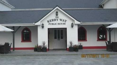 The Kerry Way Bar & Guesthouse