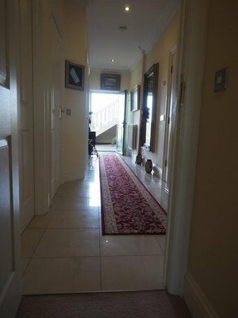 Sawgrass Guest House - Photo2