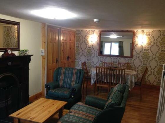 Four Bedroom Holiday Home - Photo2