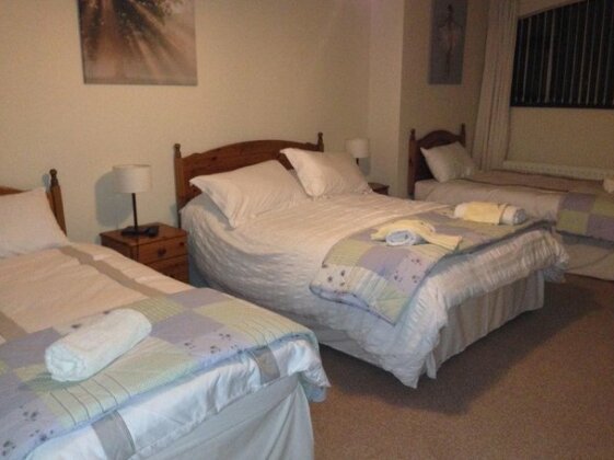 Seawater View Bed and Breakfast - Photo2